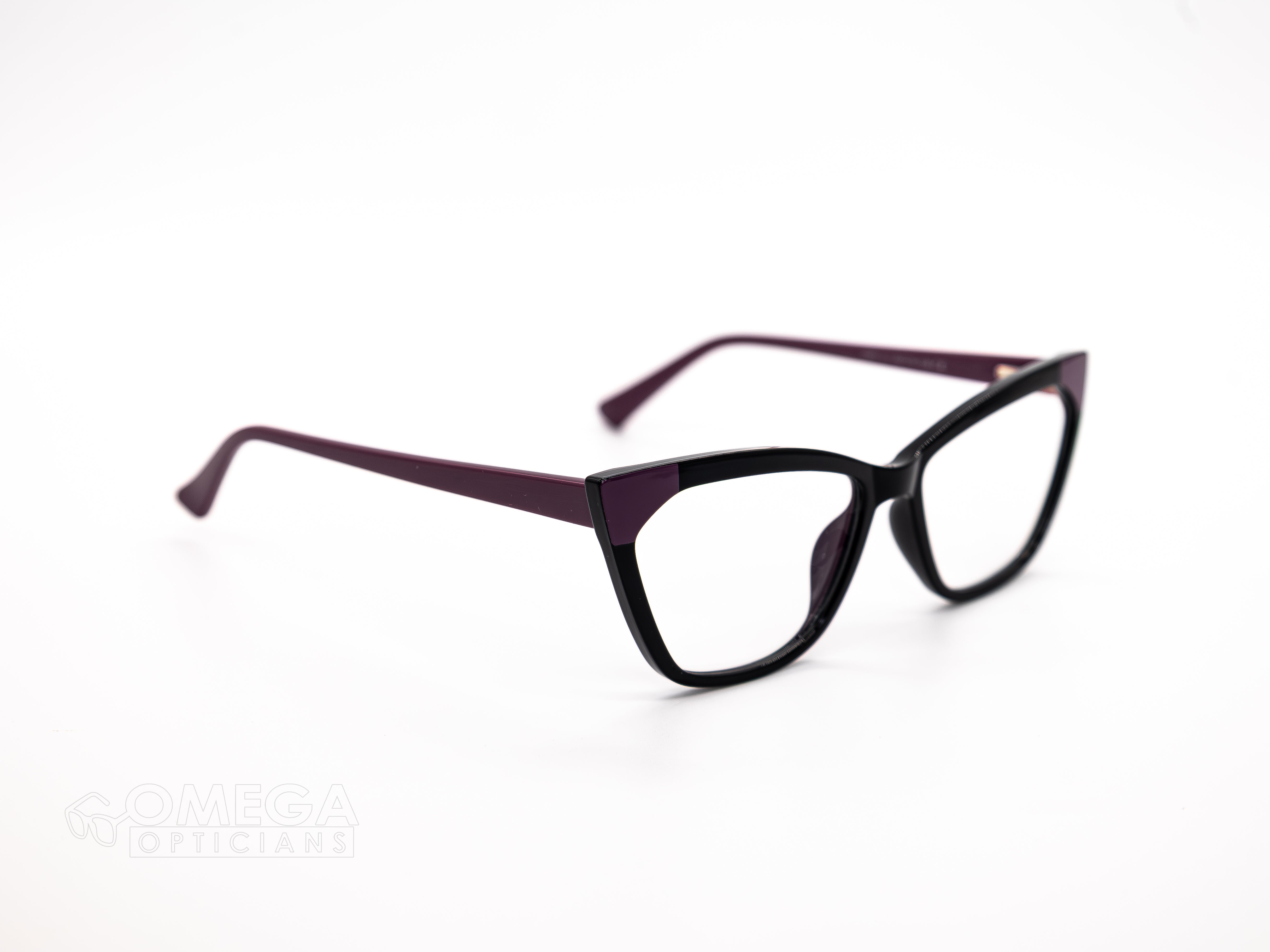 Omega Cat-Eye Optical Frame