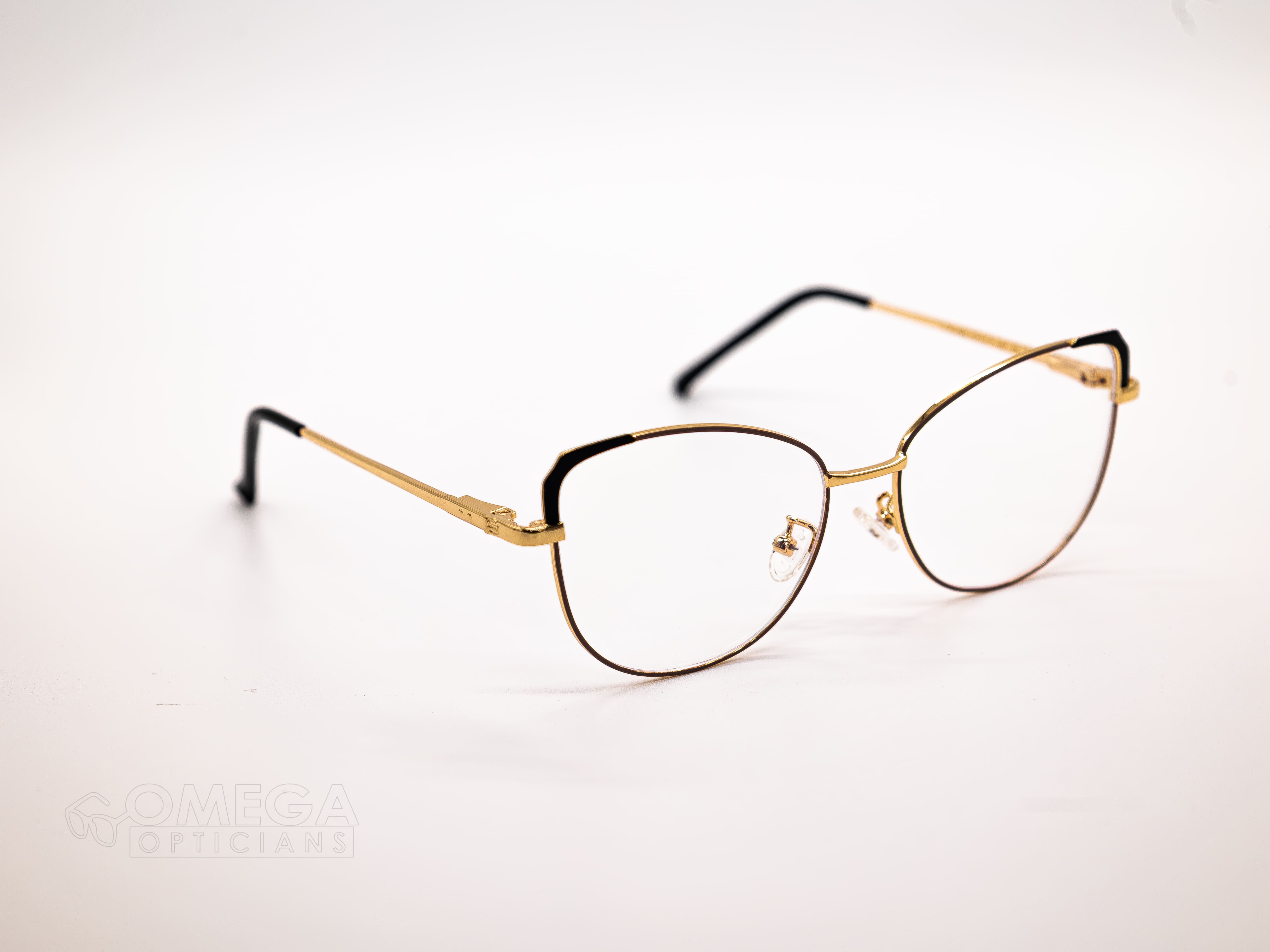 YUST226_51 17 146 C6_CE